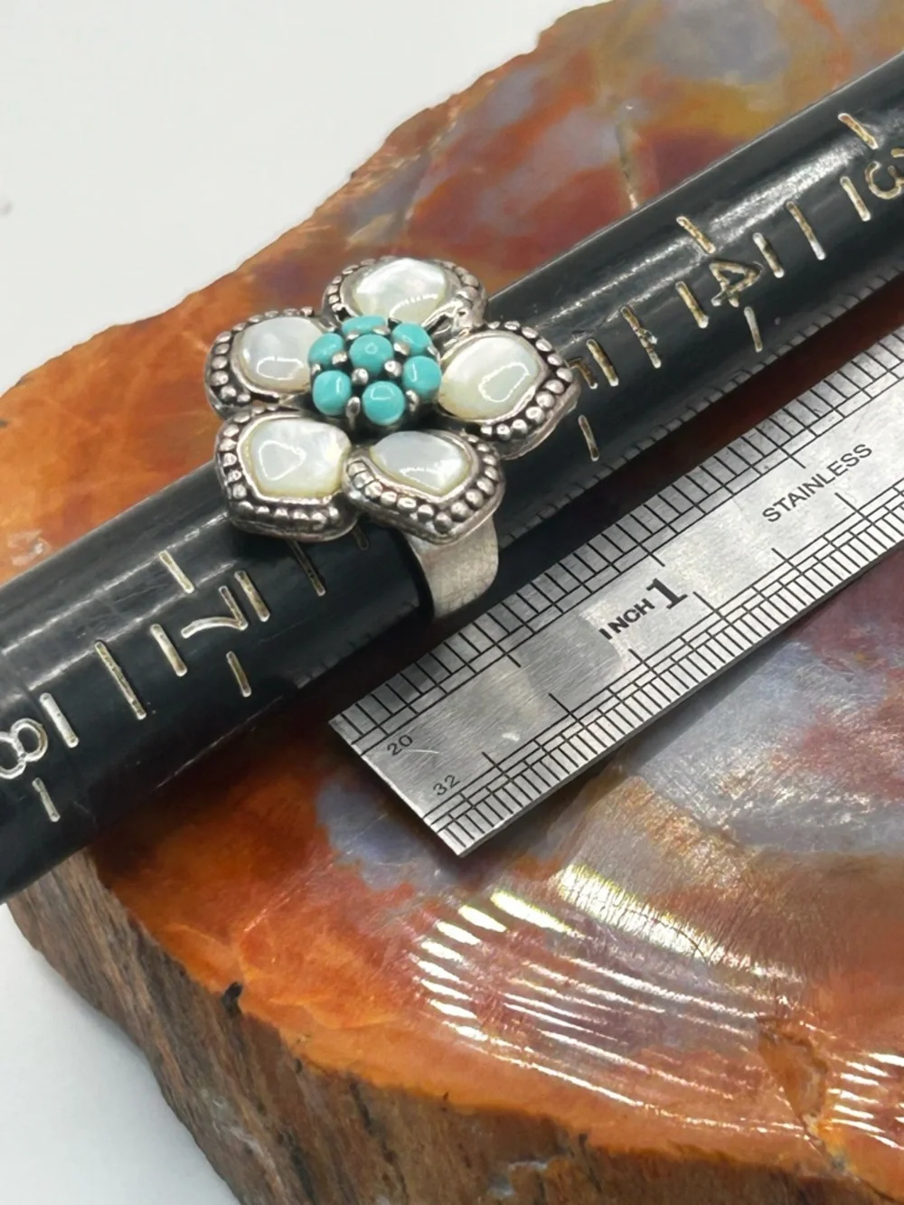 Sterling Silver Turquoise and Shell Flower Ring - Size 6 - Picture 5 of 5